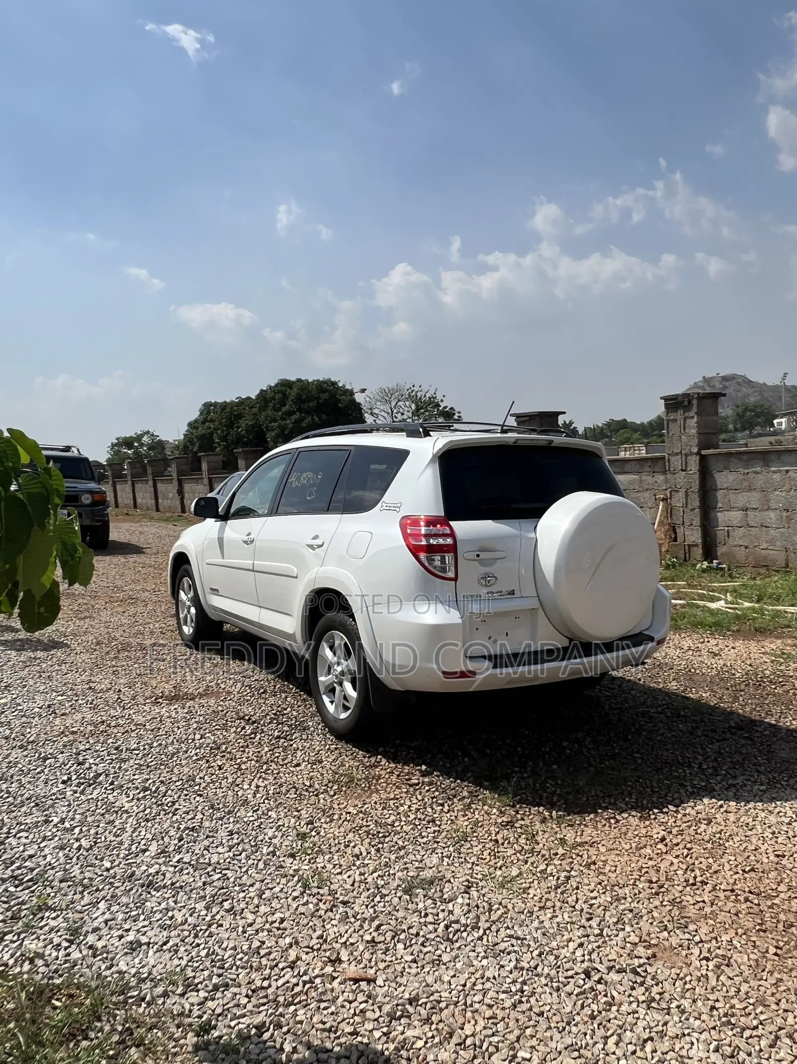 Toyota RAV4 2.5 Limited 4x4 2011 White