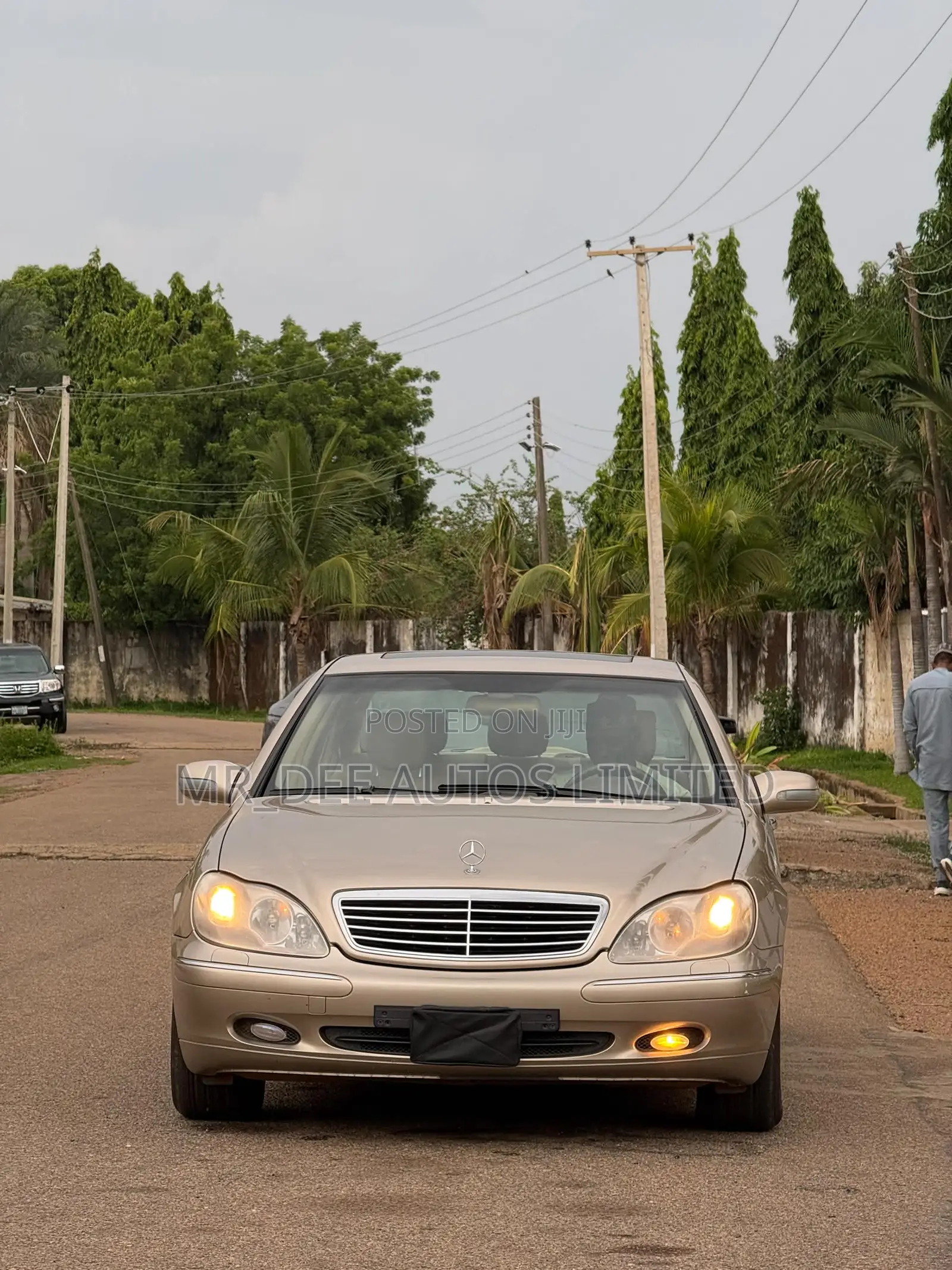 Mercedes-Benz S-Class 2010 Gold