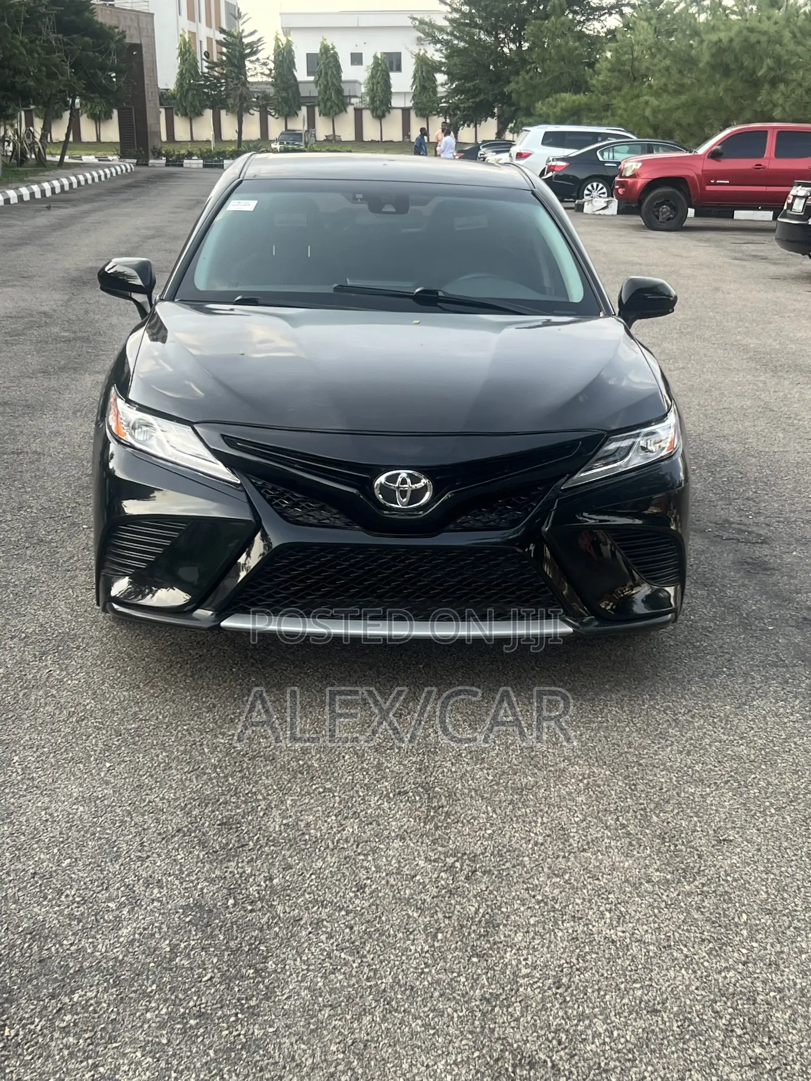 Toyota Camry SE 2021 Black