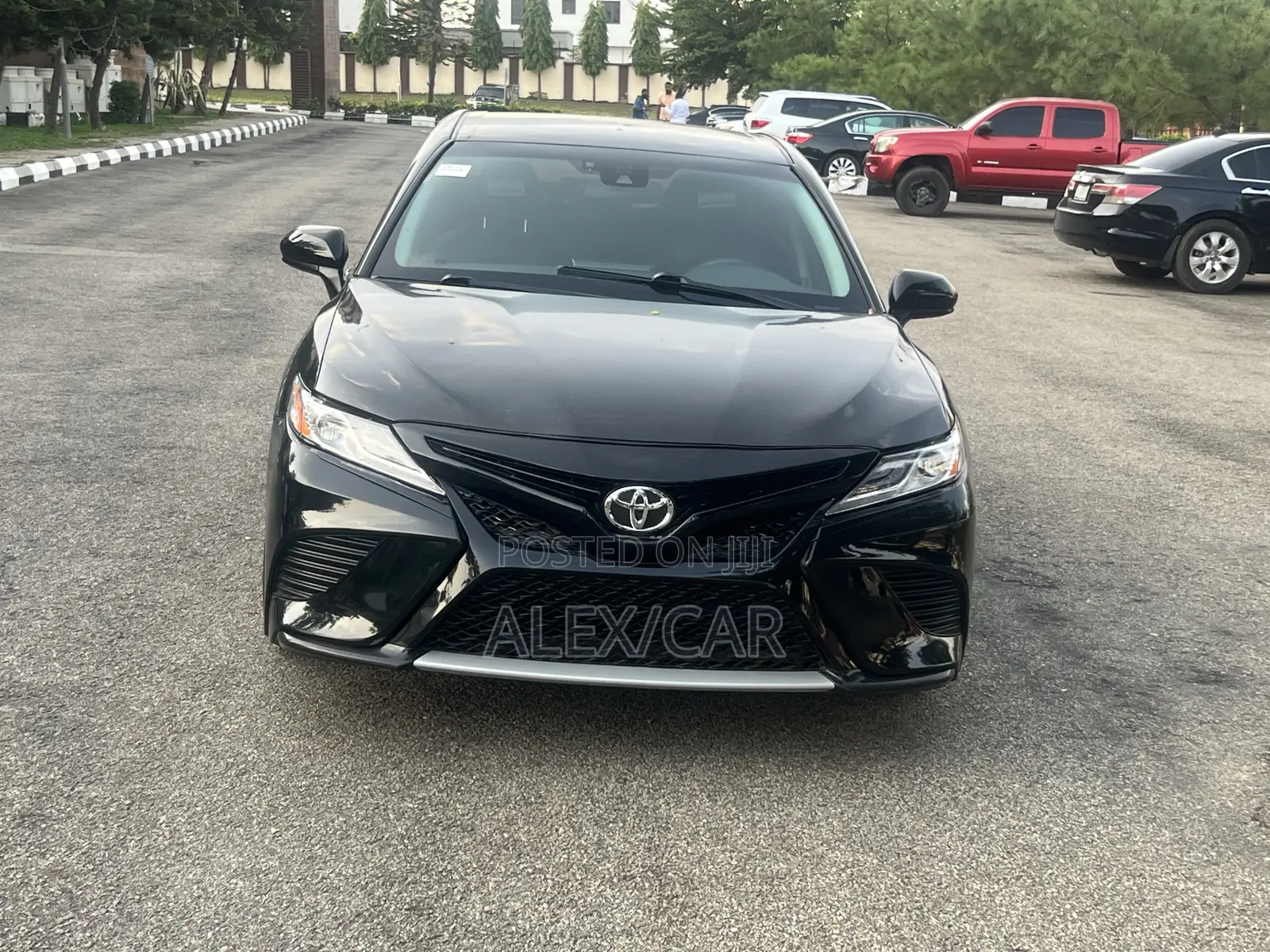 Toyota Camry SE 2021 Black