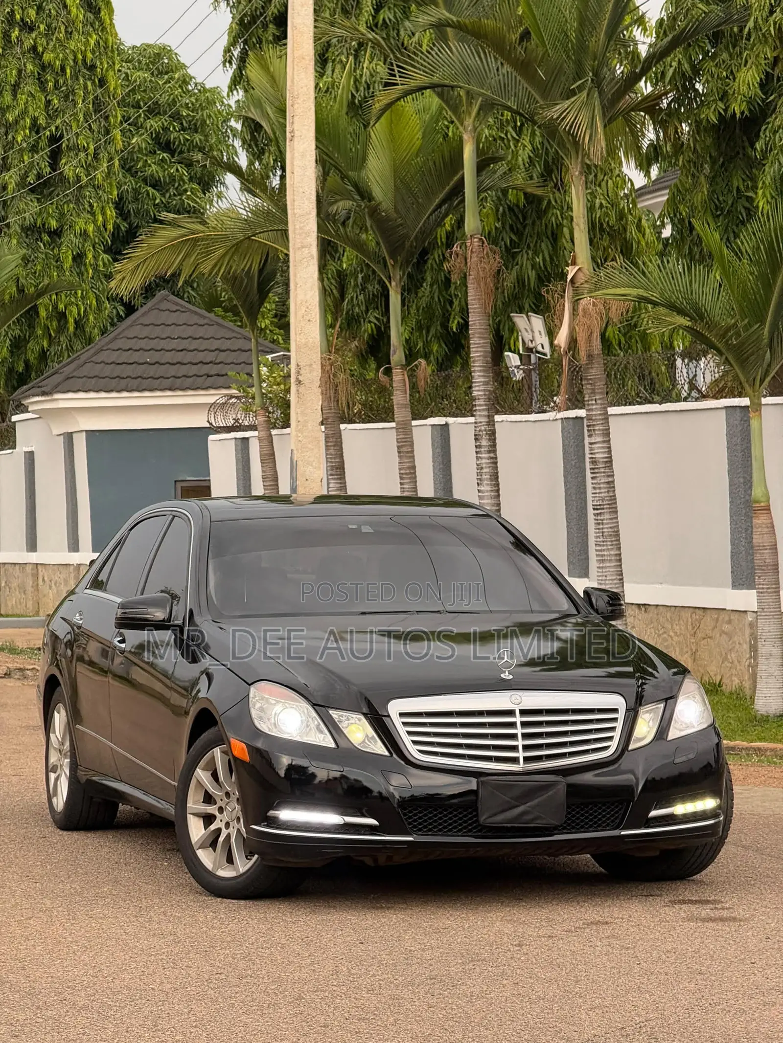 Mercedes-Benz E350 2011 Black