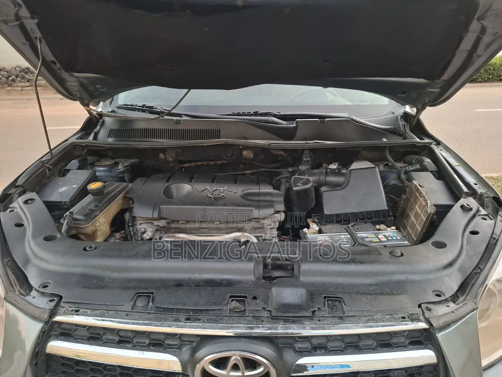 Toyota RAV4 2011