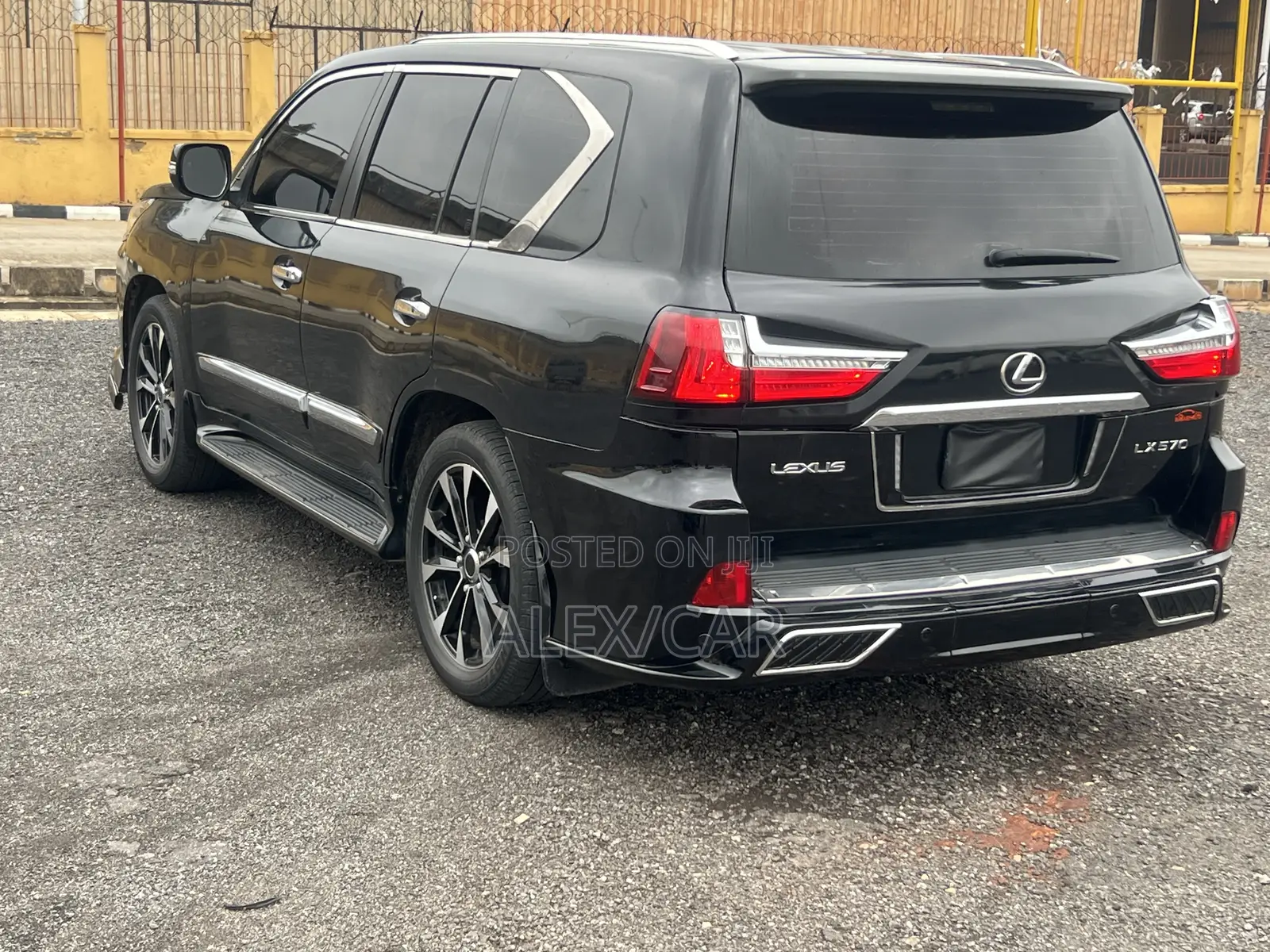 Lexus LX 570 (5 seats) AWD 2015 Black