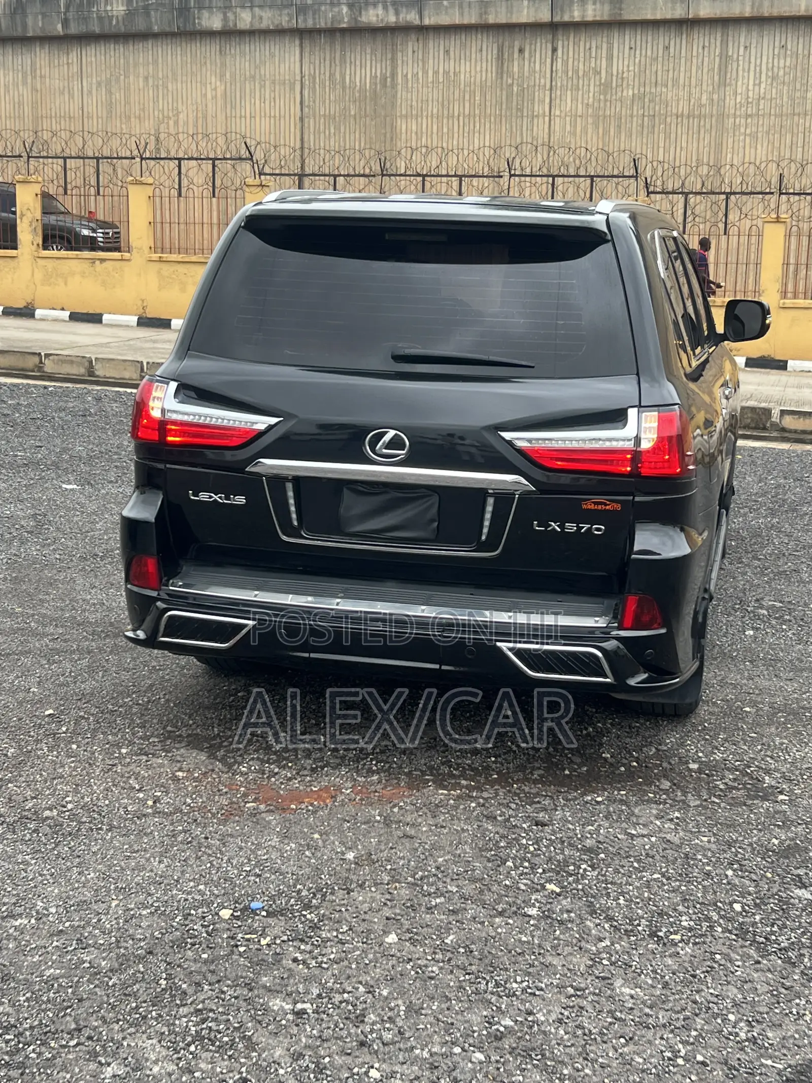 Lexus LX 570 (5 seats) AWD 2015 Black