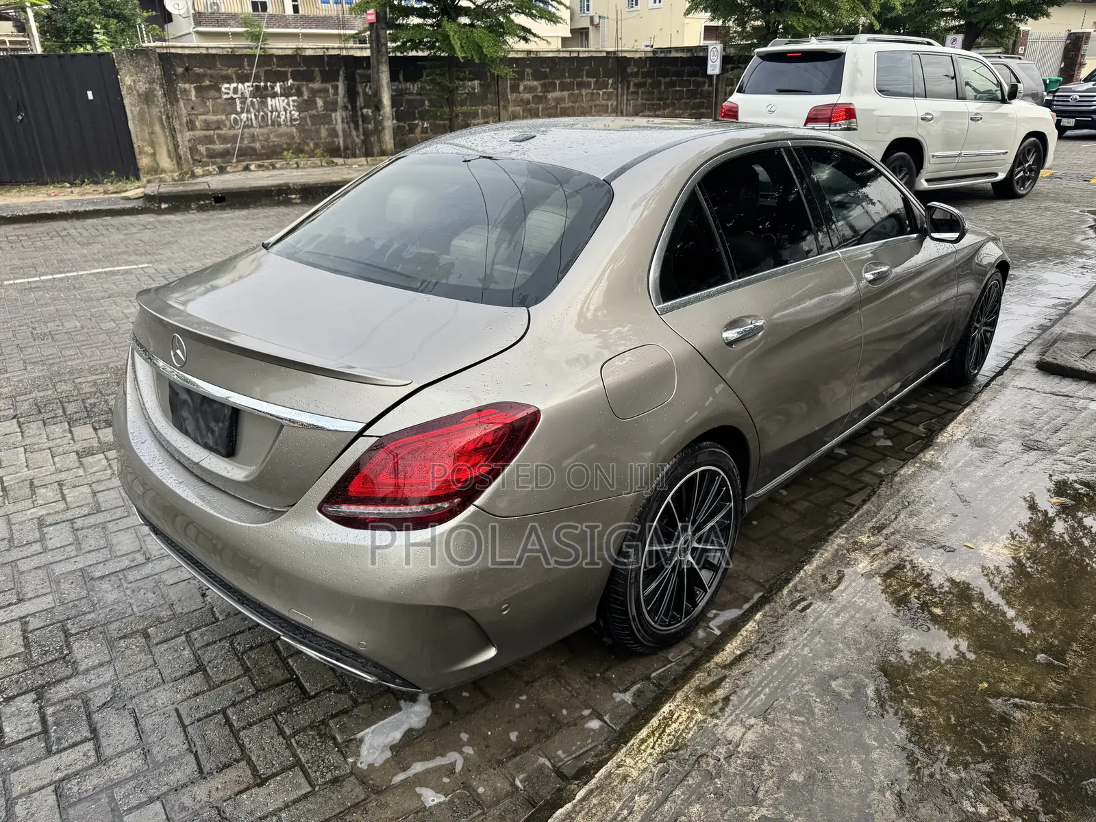 Mercedes-Benz C300 Base C300 AWD 4MATIC Sedan 2019 Gold