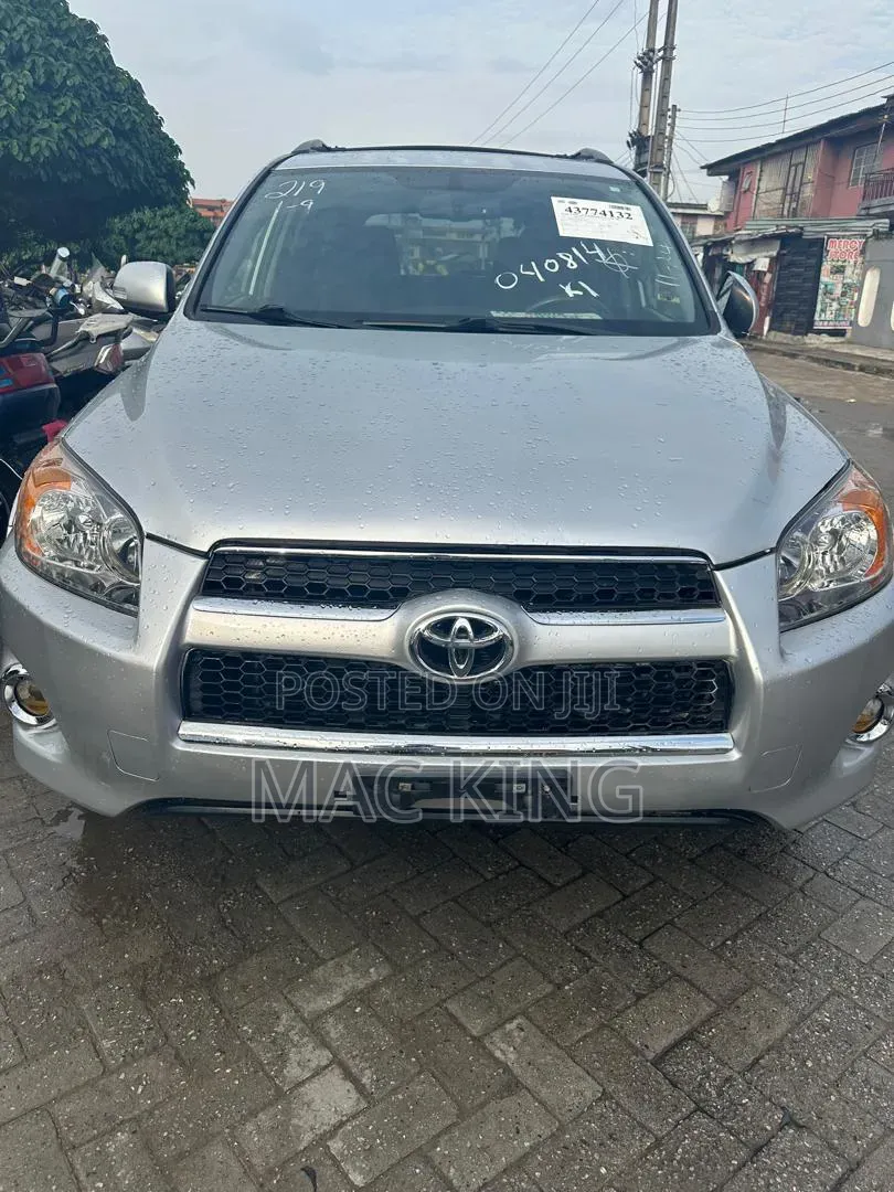 Toyota RAV4 2.5 Sport 2011 Silver