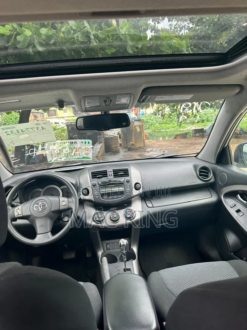 Toyota RAV4 2.5 Sport 2011 Silver