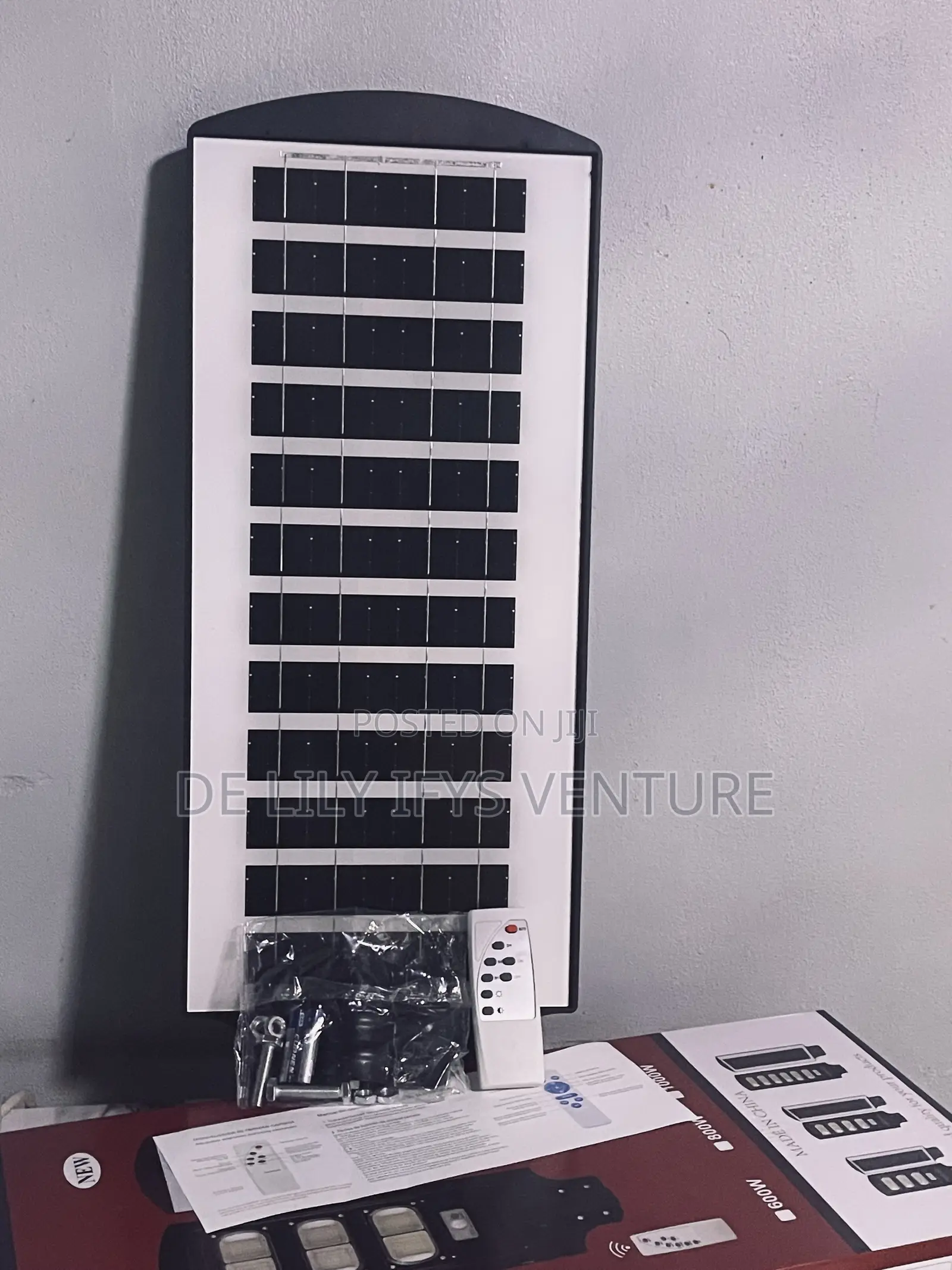 Bbse All in One Solar Street Light 600w With 3years Warranty