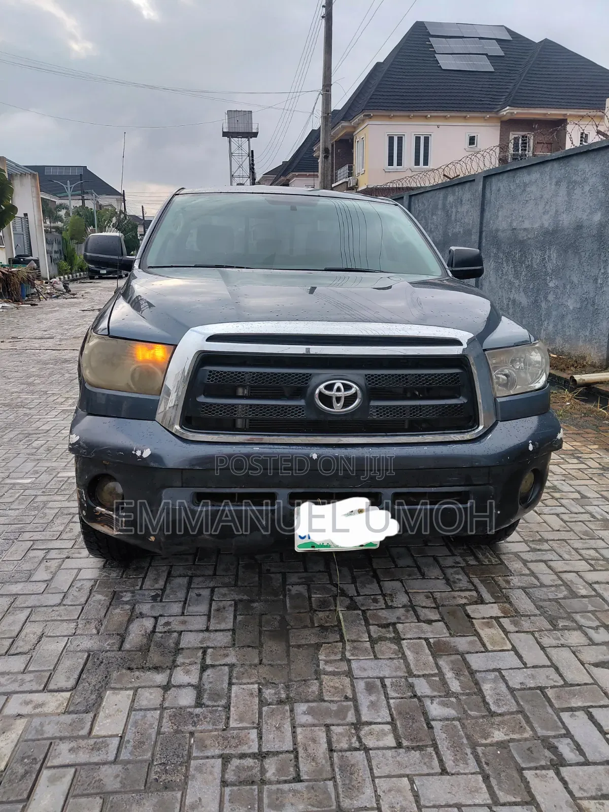 Toyota Tundra 2010 Gray