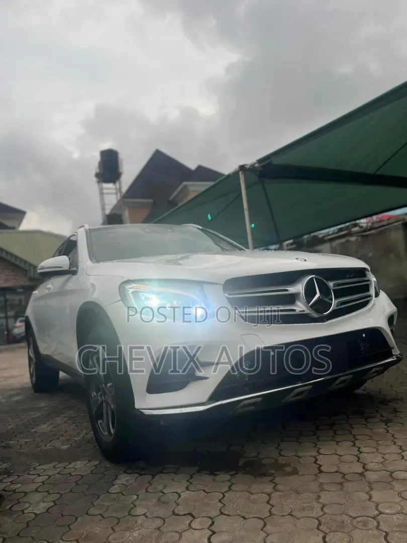 Mercedes-Benz GLC-Class 2019 White