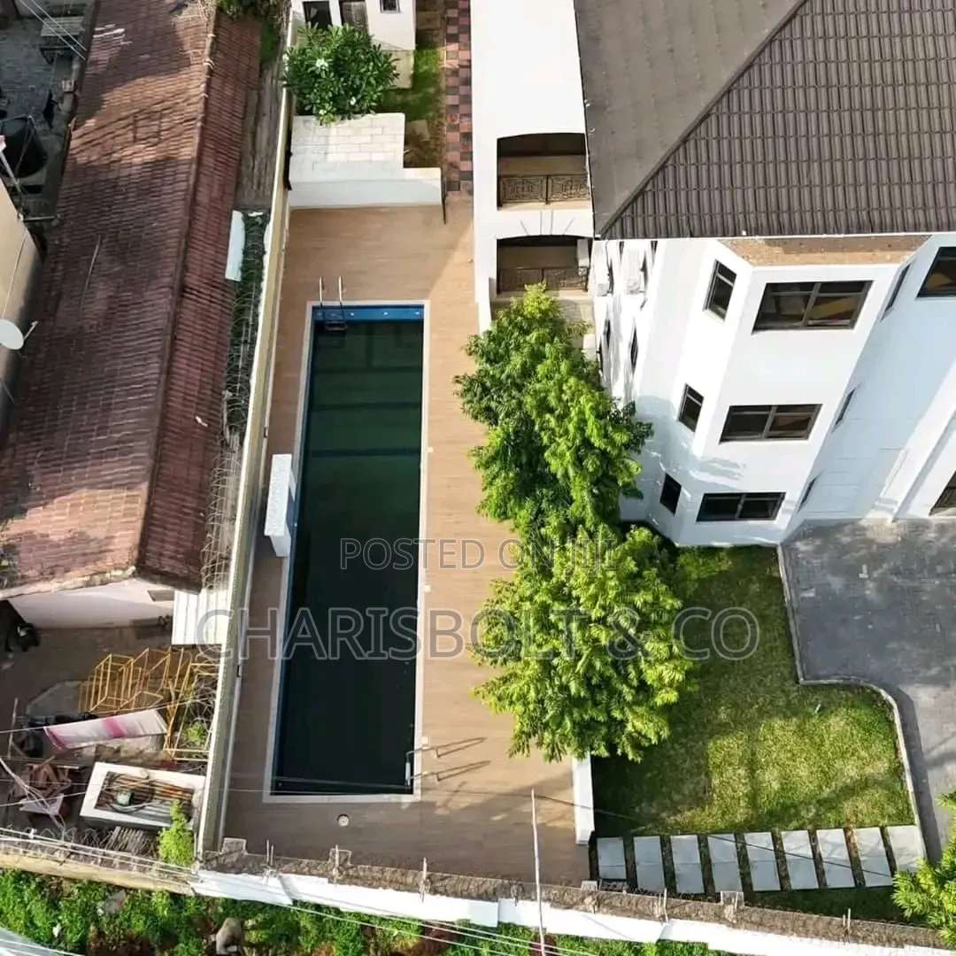 17bdrm Apartment in Maitama for sale