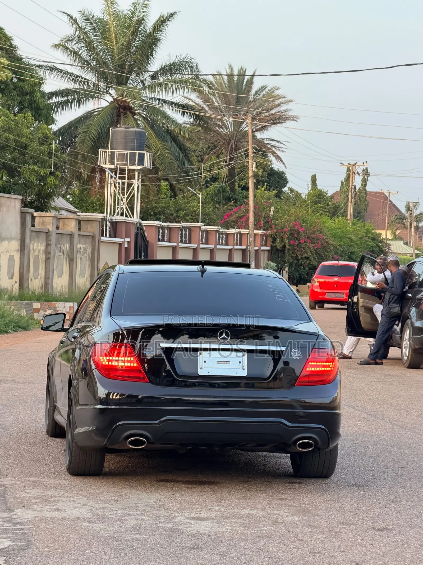 Mercedes-Benz C300 2013 Black