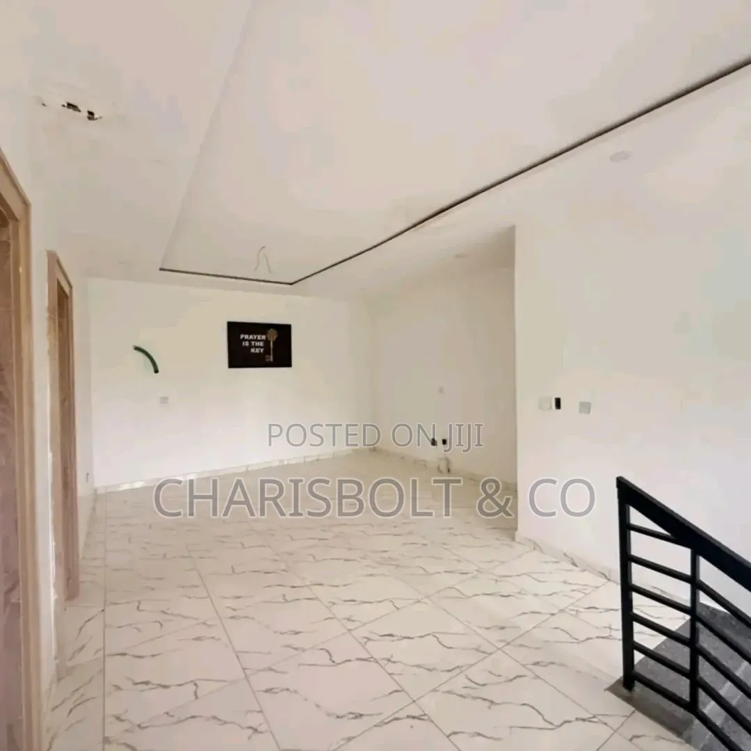 4bdrm Townhouse/Terrace in Life Camp for sale