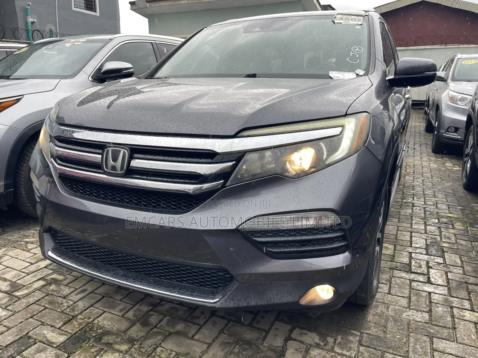 Honda Pilot Touring AWD 2018 Gray