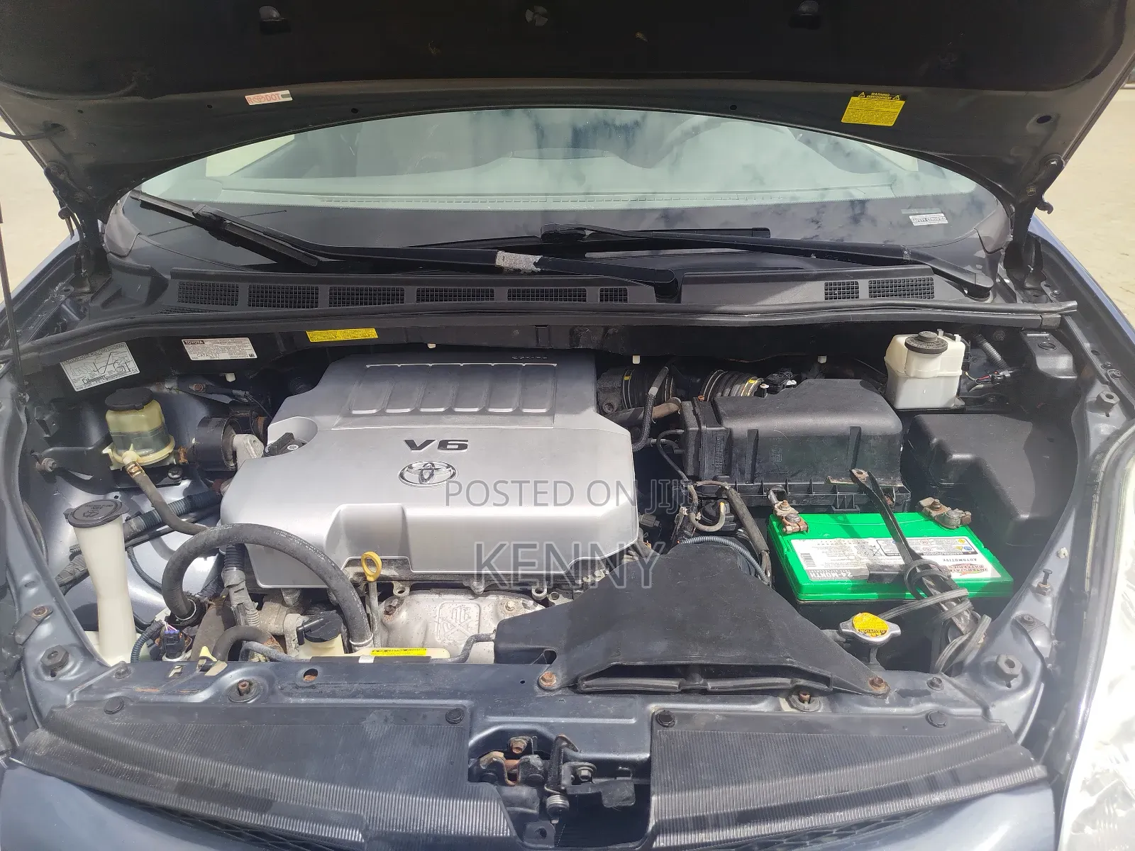 Toyota Sienna LE 2009 Blue