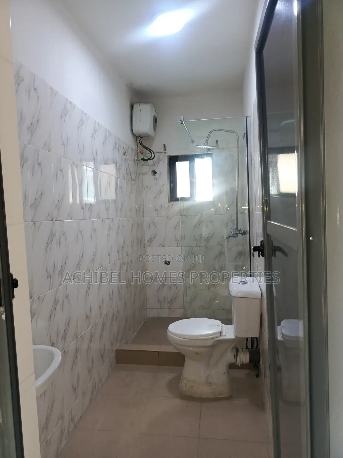 3bdrm Apartment in Oba Musa, Lekki Phase 2 for rent