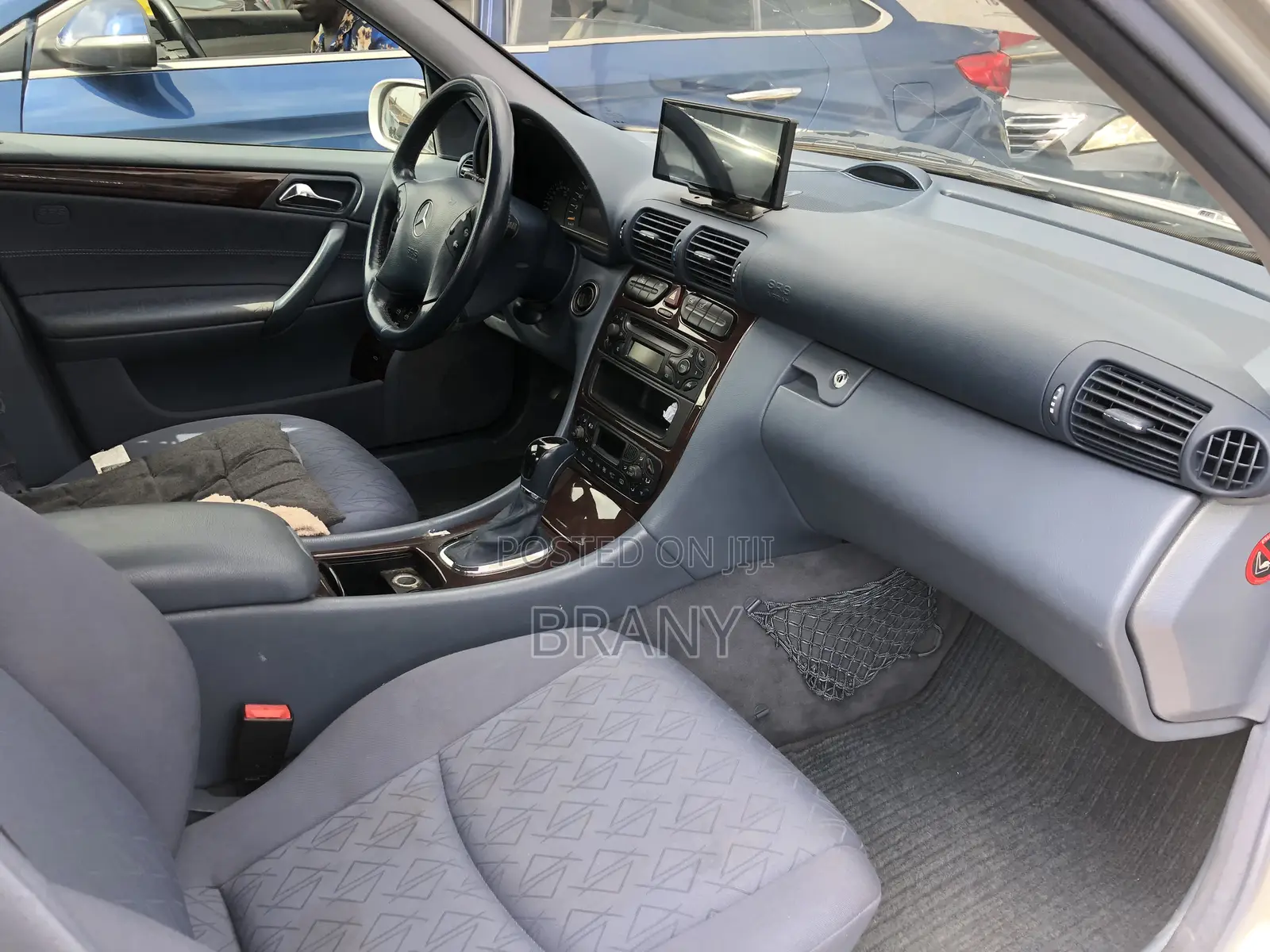 Mercedes-Benz C180 2012 Silver