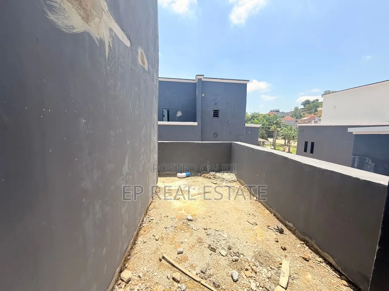 4bdrm House in Jahi for sale