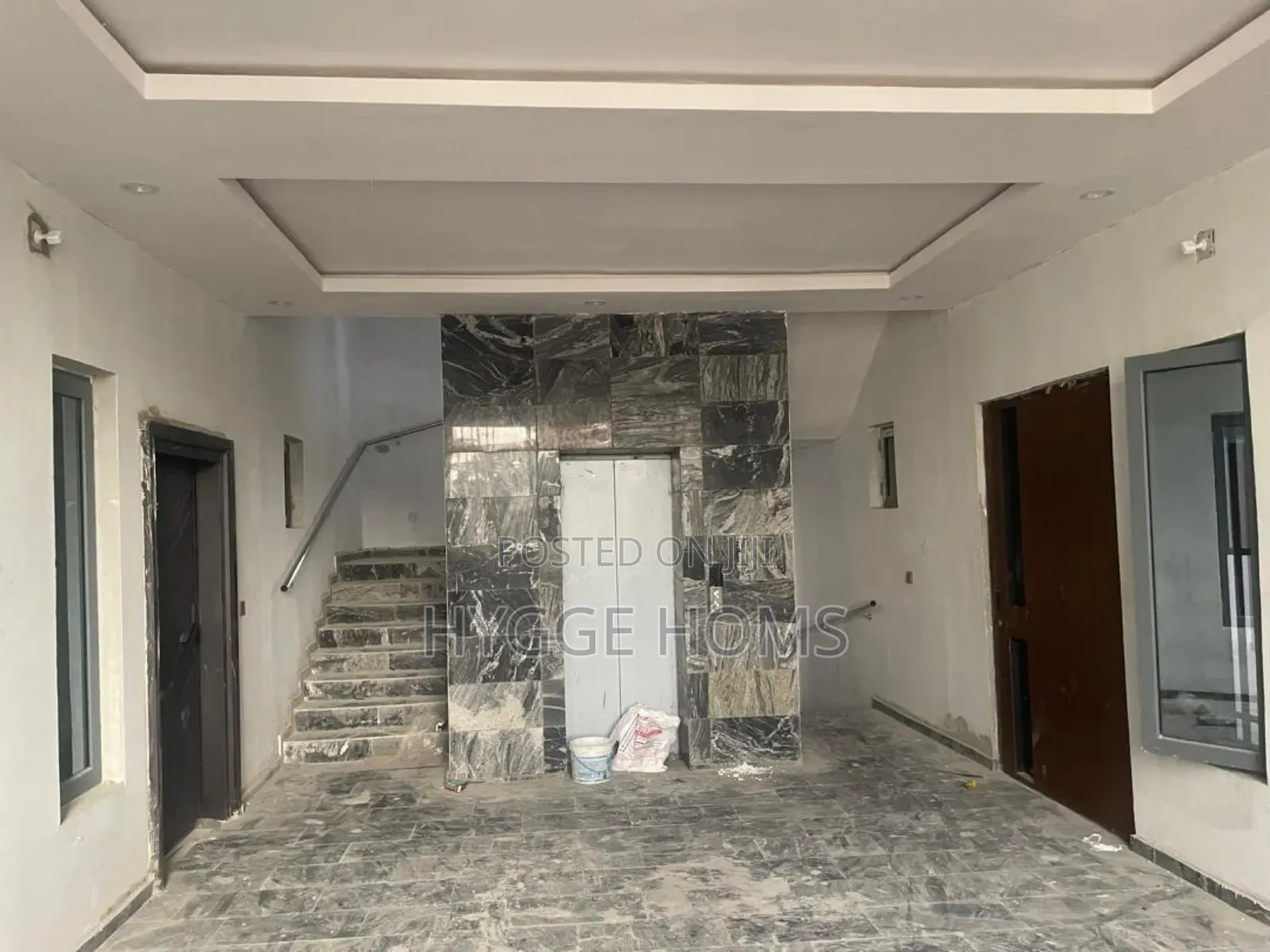 4bdrm Apartment in Ikeja Gra for sale