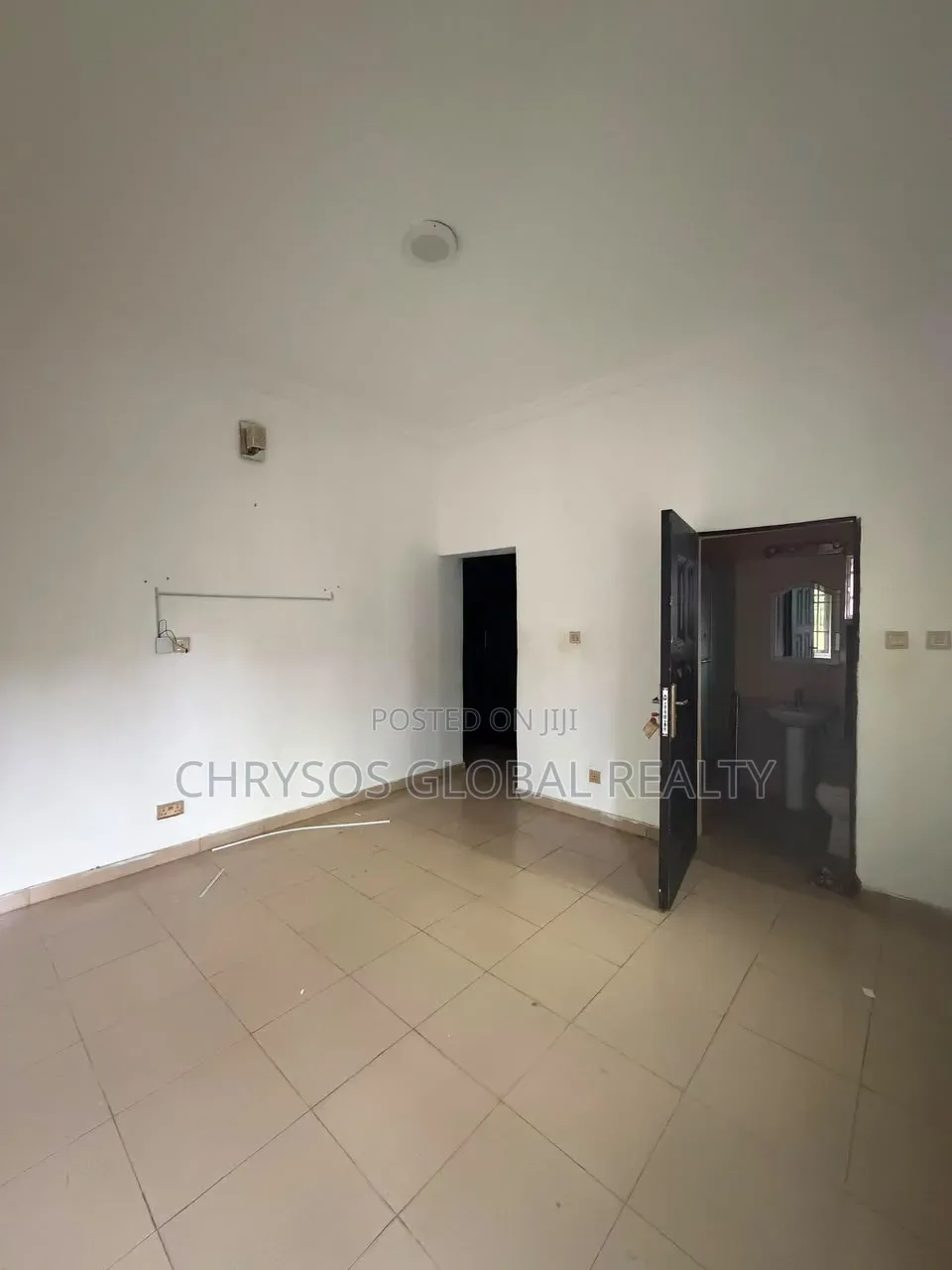 3bdrm Block of Flats in Kolapo Ishola Gra for rent