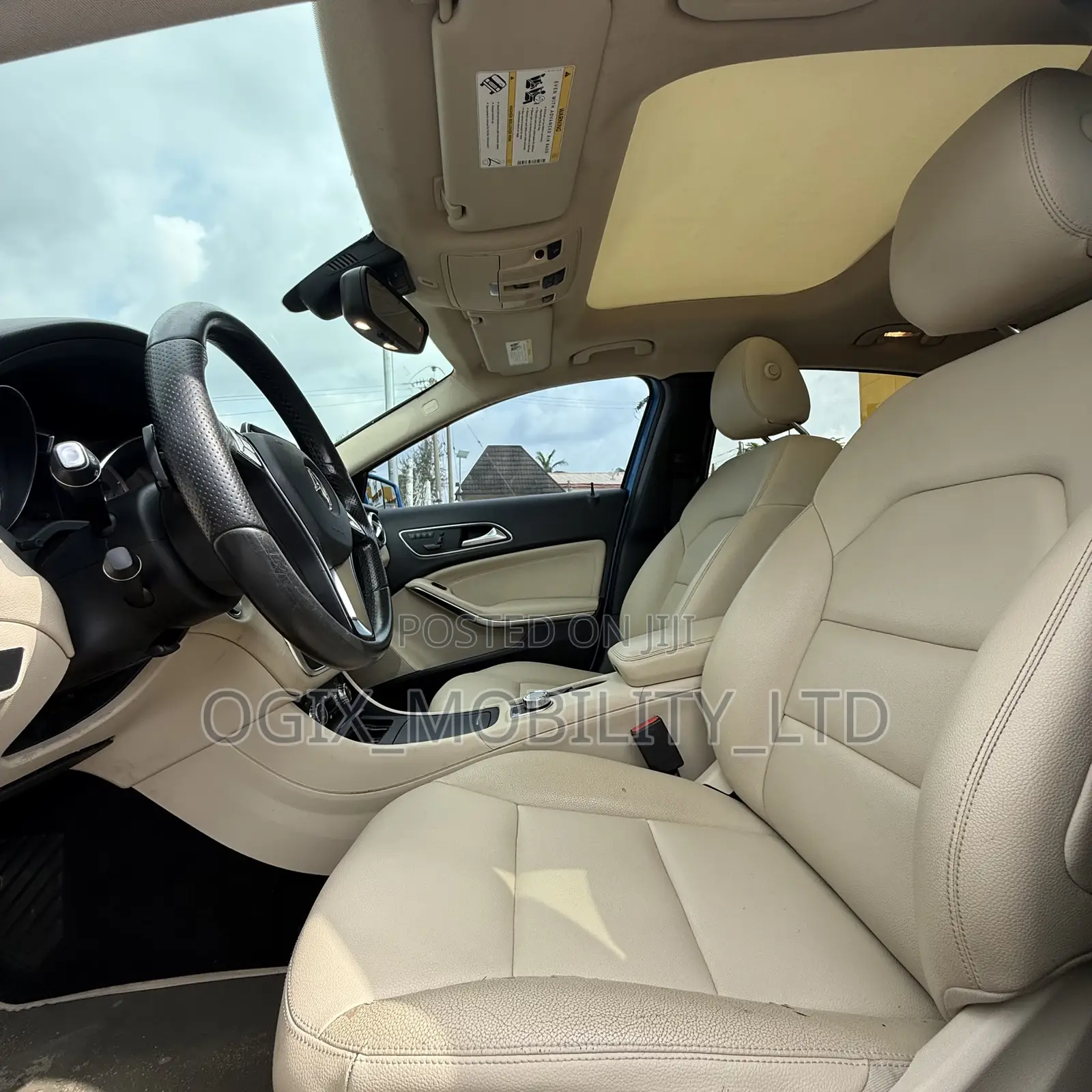 Mercedes-Benz GLA-Class 2016 Blue