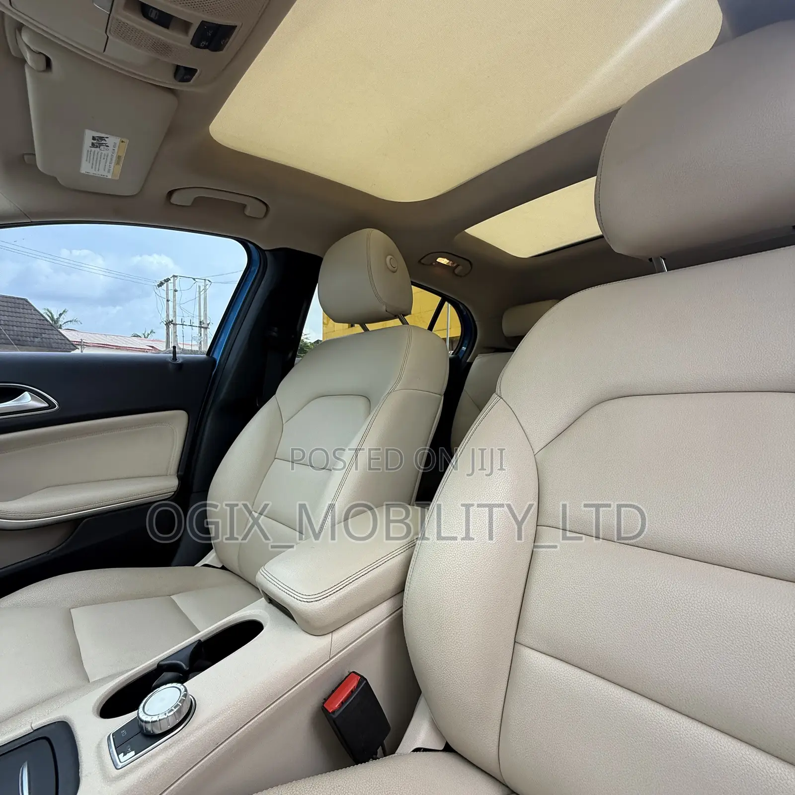 Mercedes-Benz GLA-Class 2016 Blue