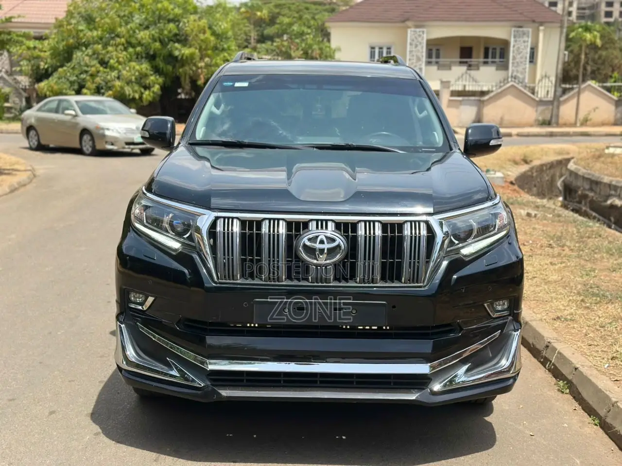 Toyota Land Cruiser Prado 4.0 2022 Black