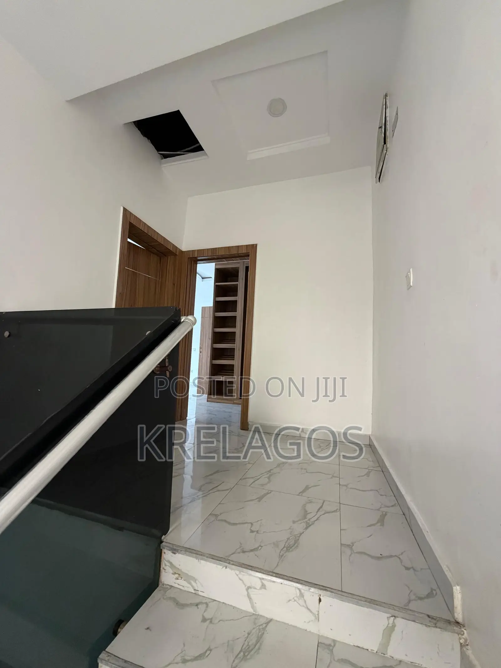 5bdrm Duplex in Ikate for rent