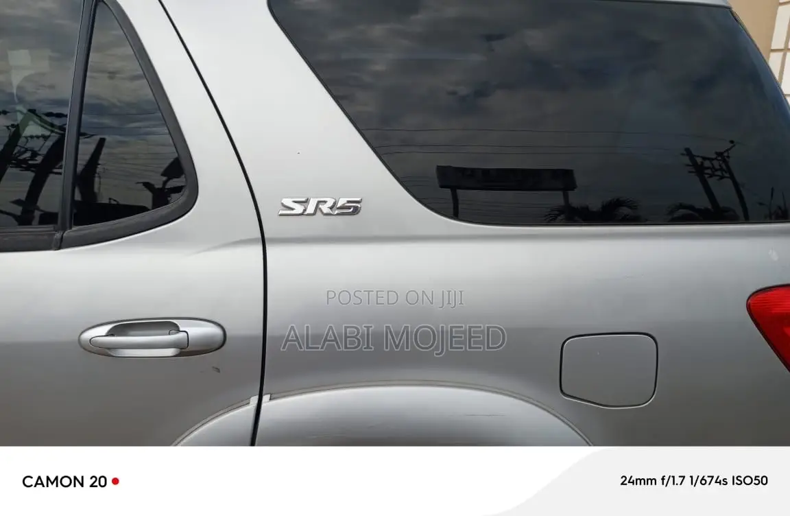 Toyota Sequoia SR5 4dr SUV (4.7L 8cyl 4A) 2003 Gray