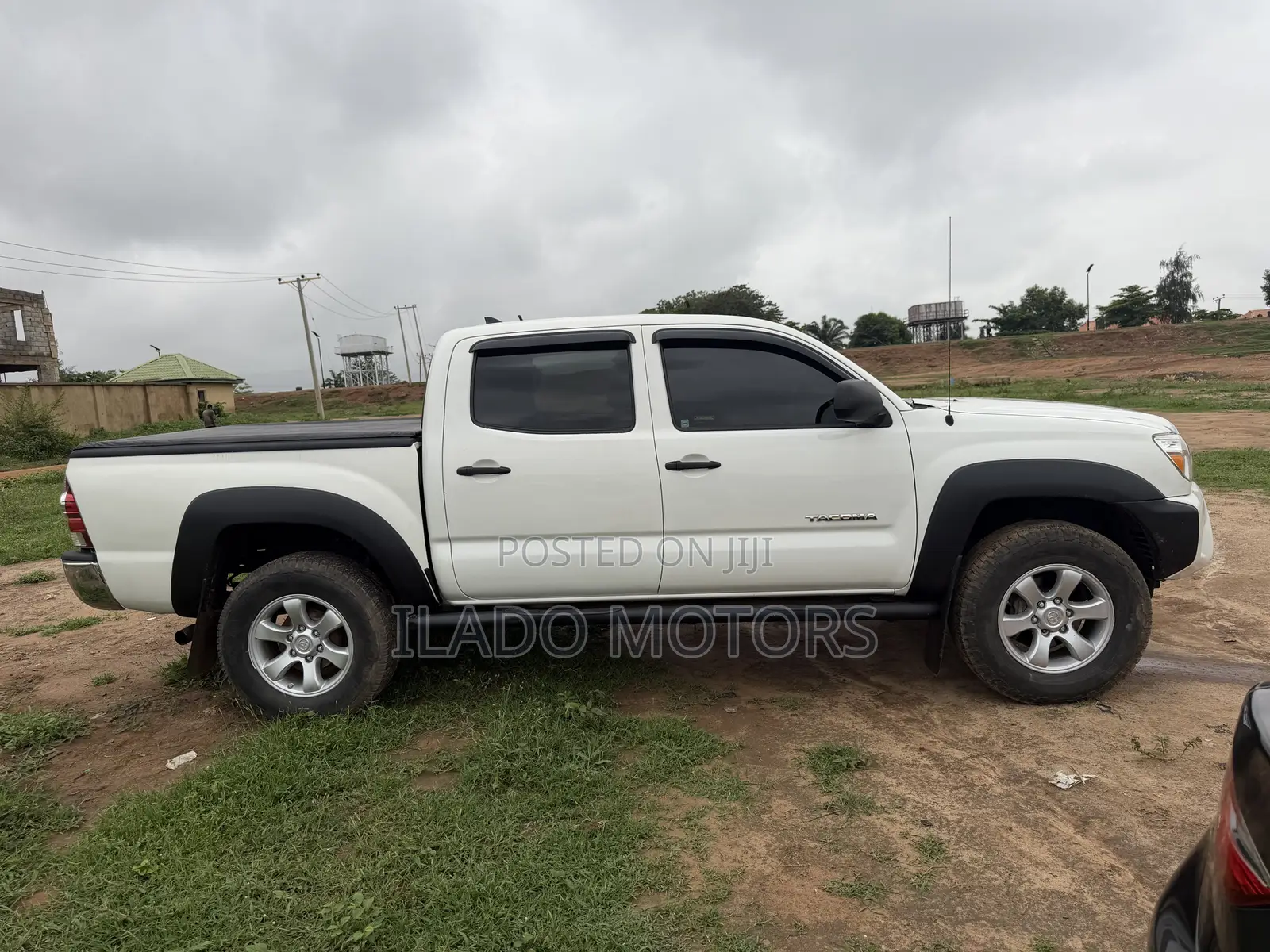 Toyota Tacoma 2015 White