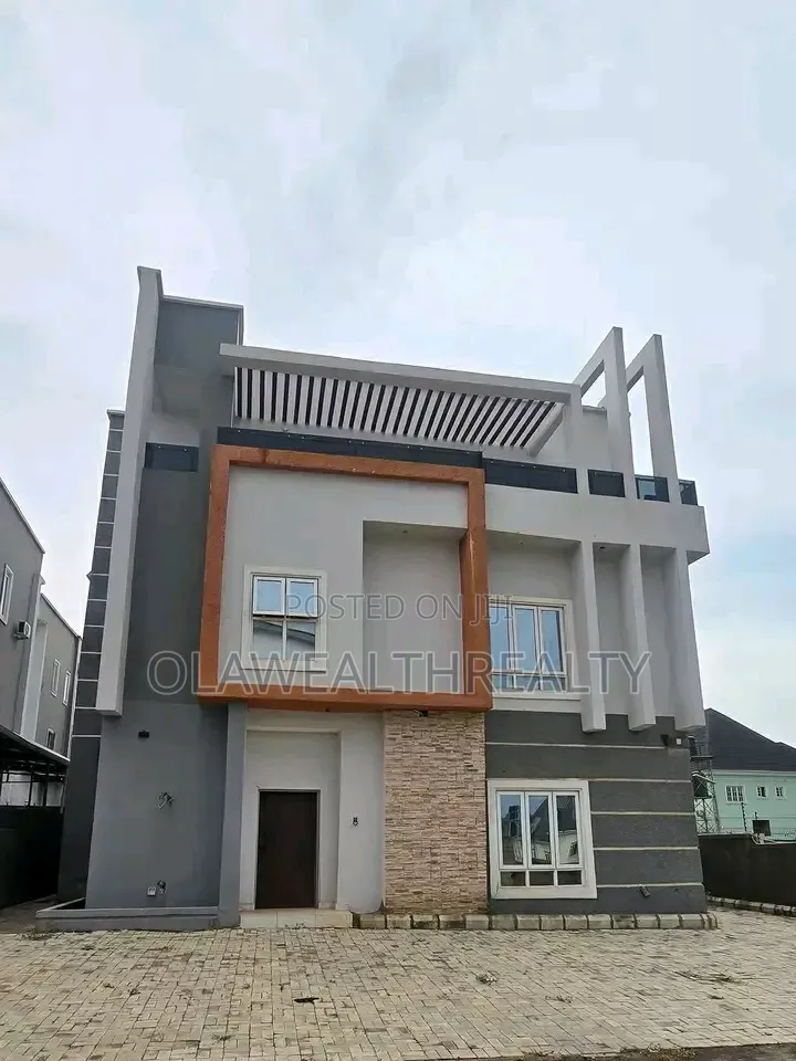 4bdrm Duplex in Kaura for sale