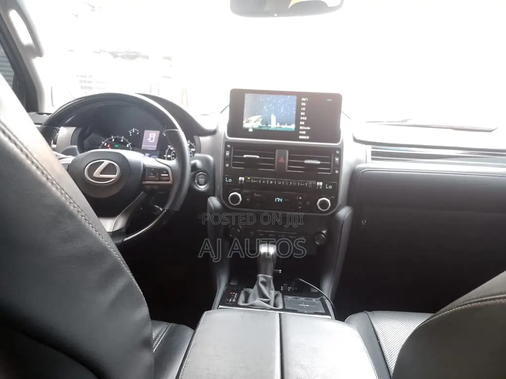 Lexus GX 2023 Black