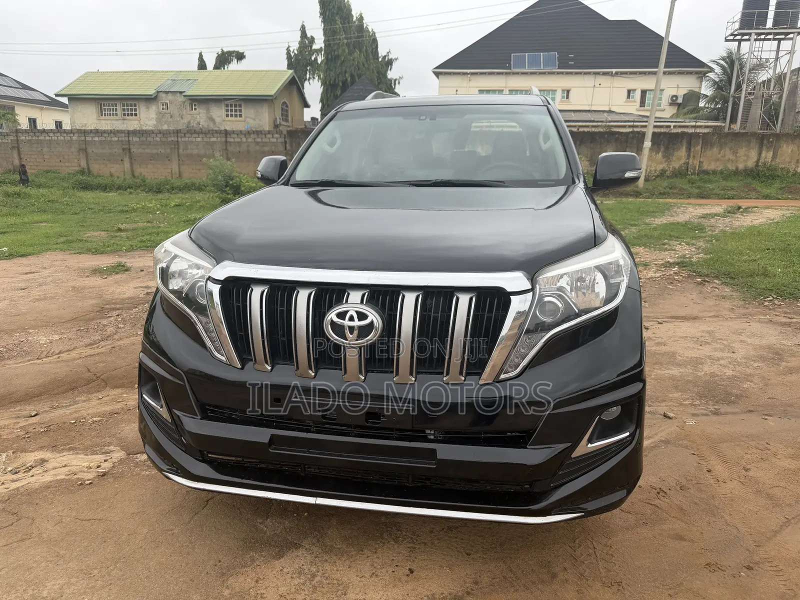 Toyota Land Cruiser Prado 2016 Black
