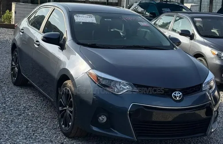 Toyota Corolla S 4dr Sedan (1.8L 4cyl CVT) 2014 Gray