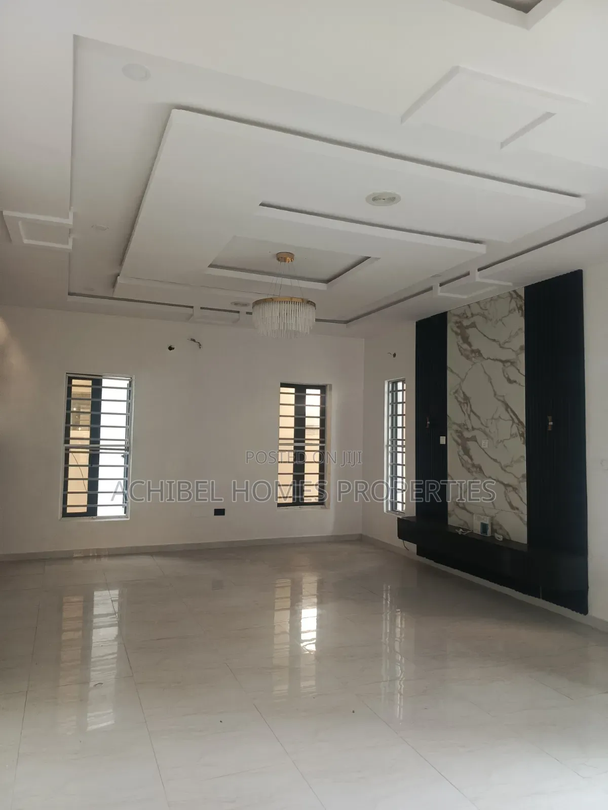 4bdrm Duplex in Near Peaceville, Lekki Phase 2 for sale