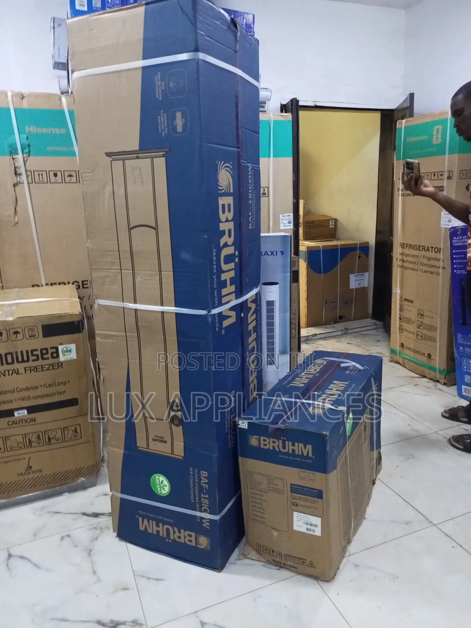 Bruhm Floor Standing Ac With Wide Voltage Protection