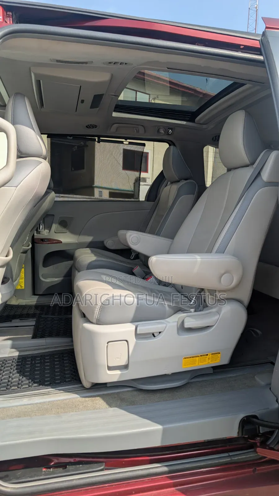 Toyota Sienna 2014 Burgundy