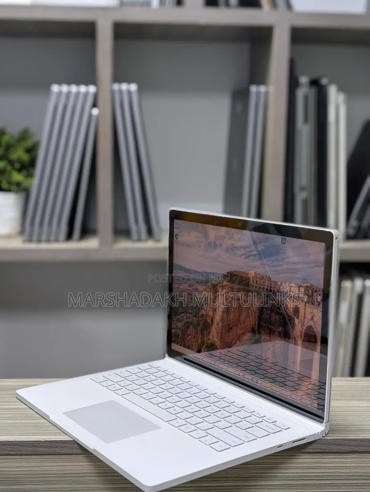 Laptop Microsoft Surface Book 2 16GB Intel Core i7 SSD 512GB