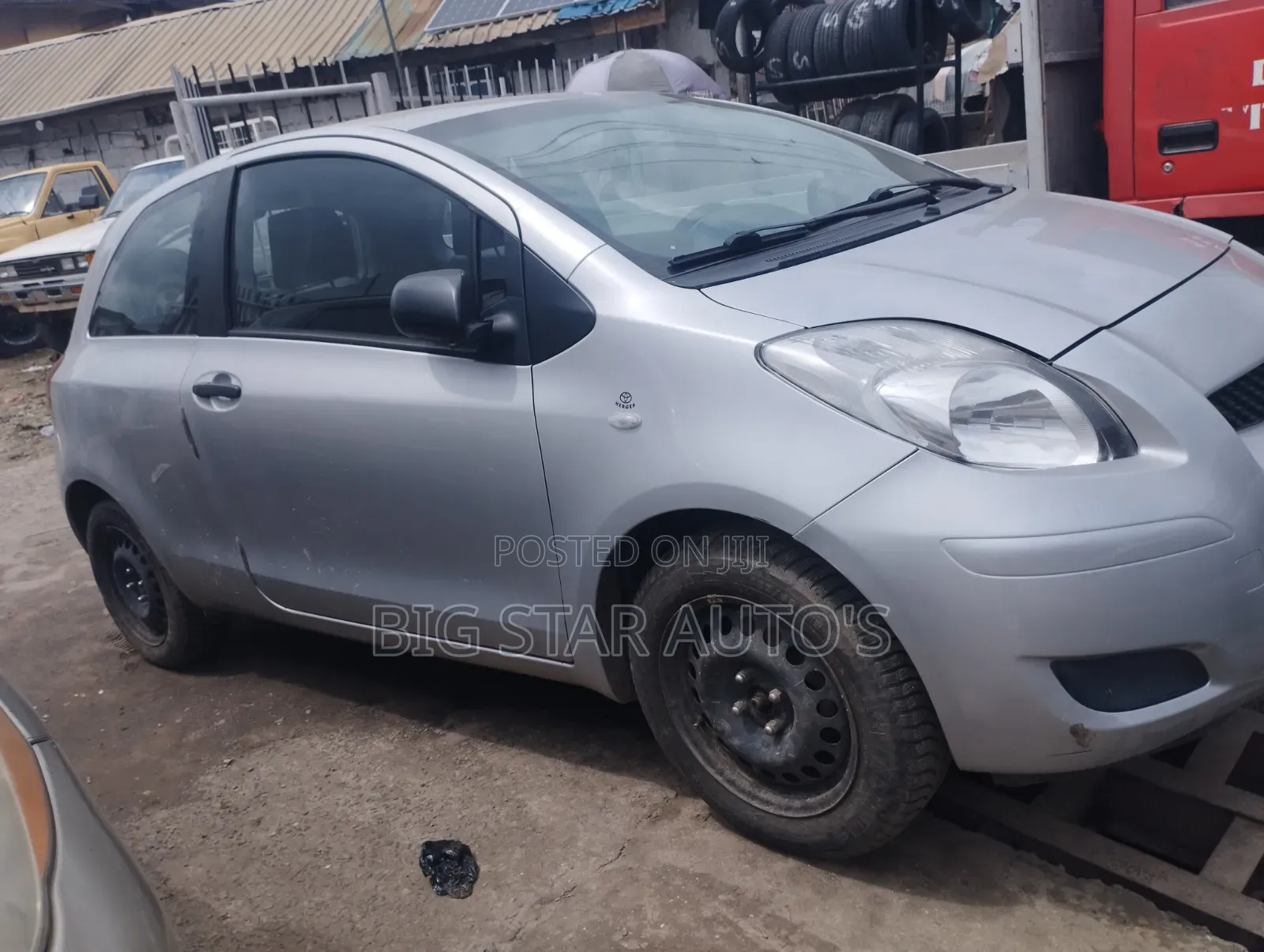 Toyota Yaris 1.4 2002 Silver