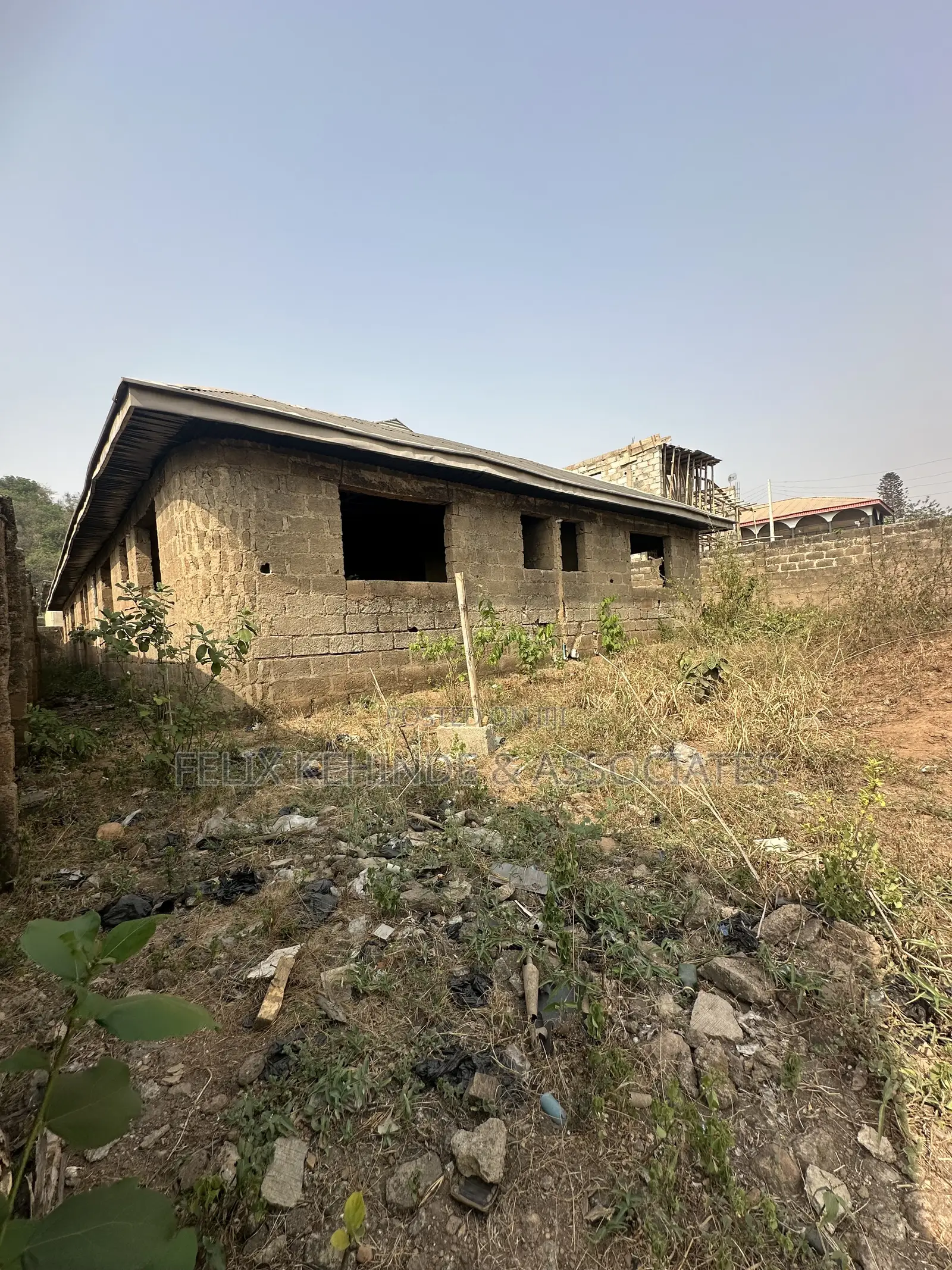6bdrm Bungalow in St. Anthony Estate, Eleyele for sale