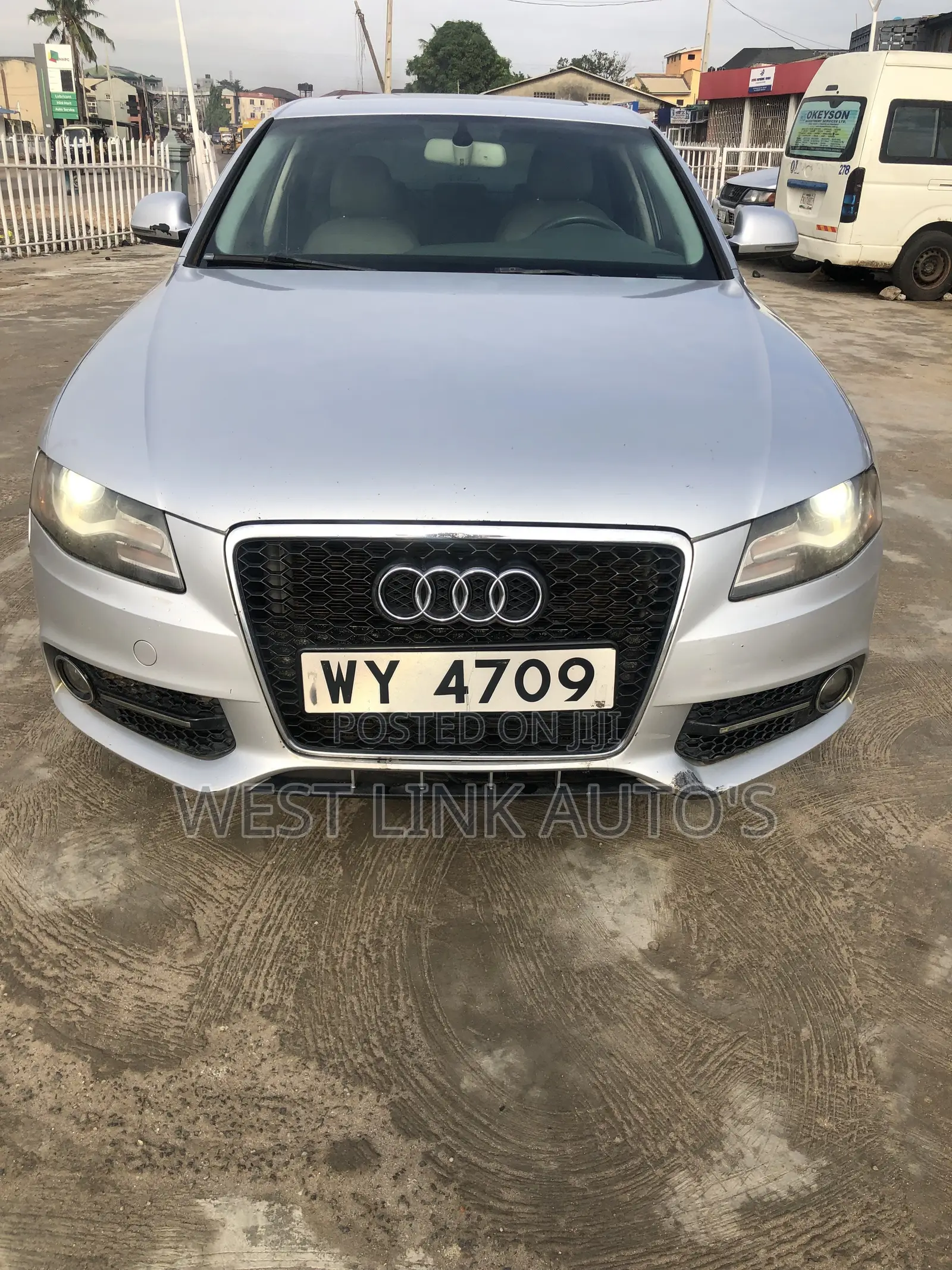 Audi A4 2.0T Premium Multitronic 2013 Silver