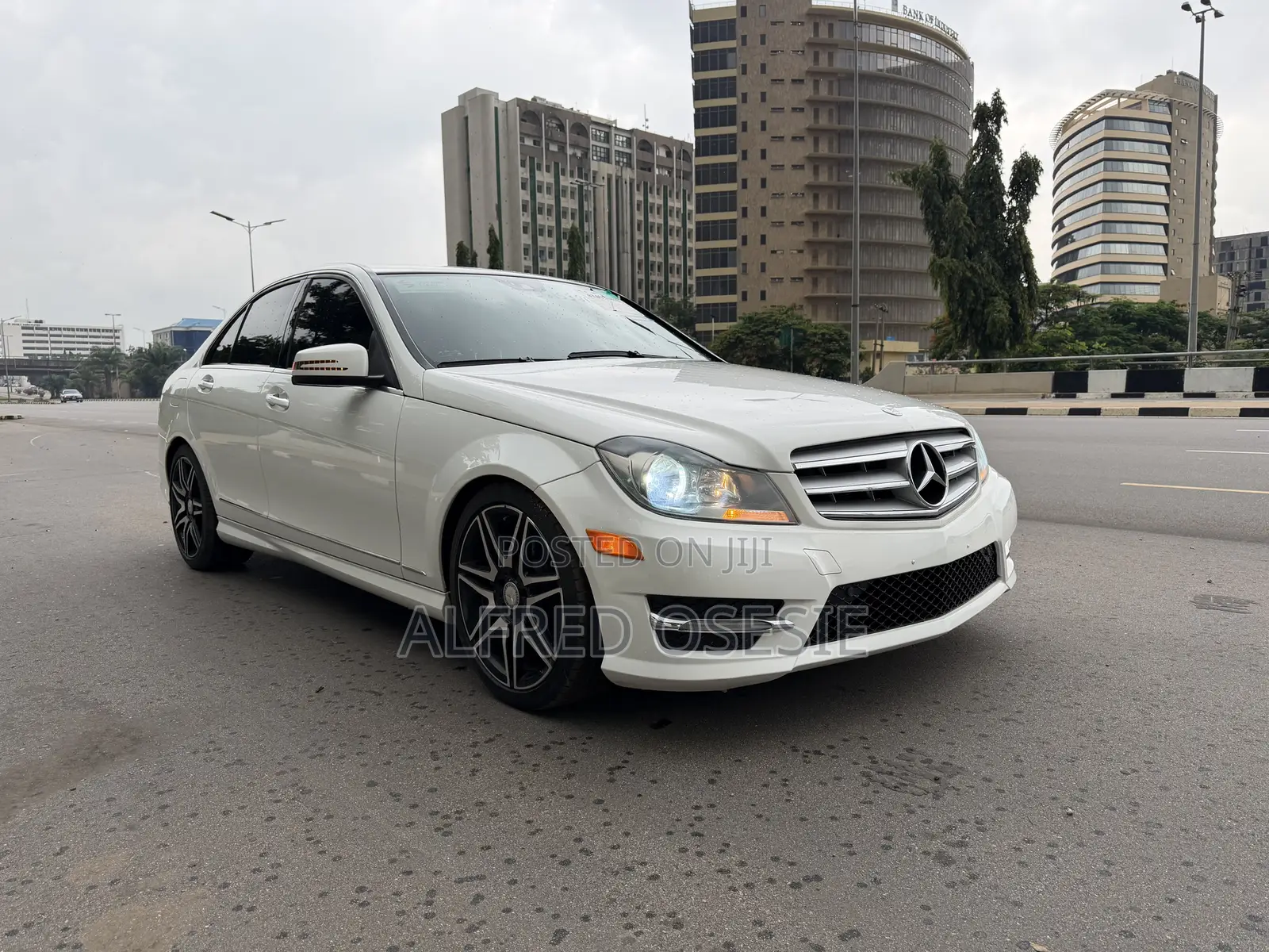 Mercedes-Benz C300 Luxury 4Matic Sedan AWD (3.5L 6cyl 7A) 2013 White