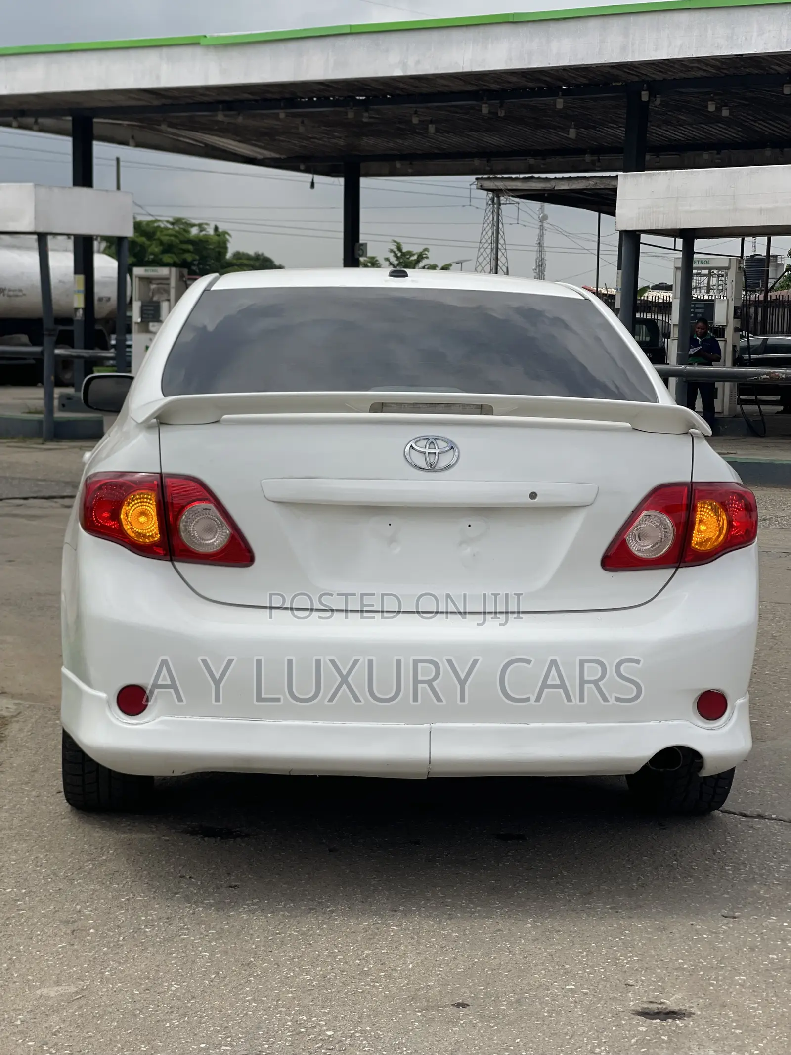 Toyota Corolla XRS 4dr Sedan (2.4L 4cyl 5A) 2010 White