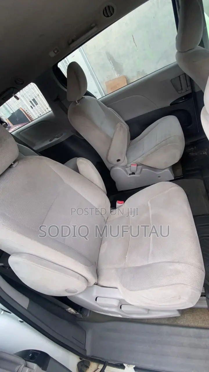 Toyota Sienna 2015 White