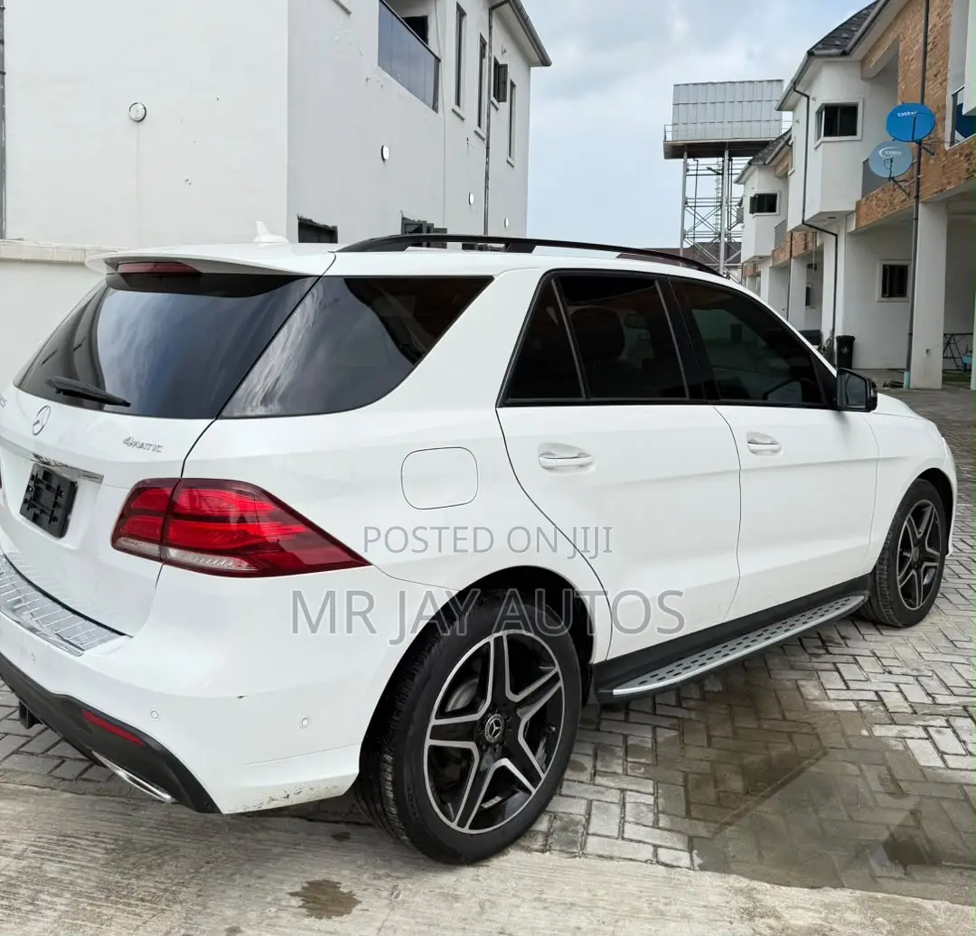 Mercedes-Benz GLE-Class 2018 White