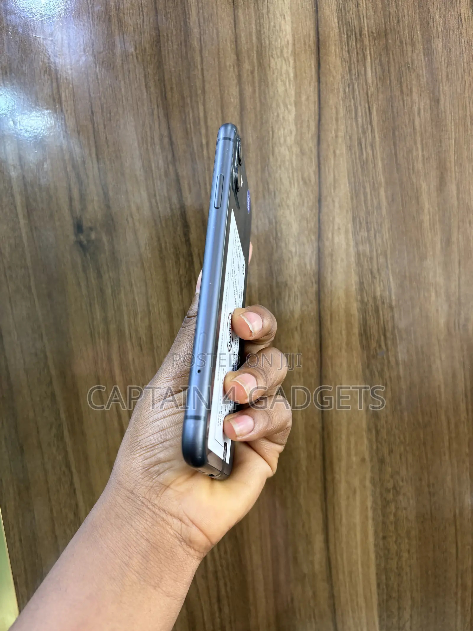 Apple iPhone 11 64 GB