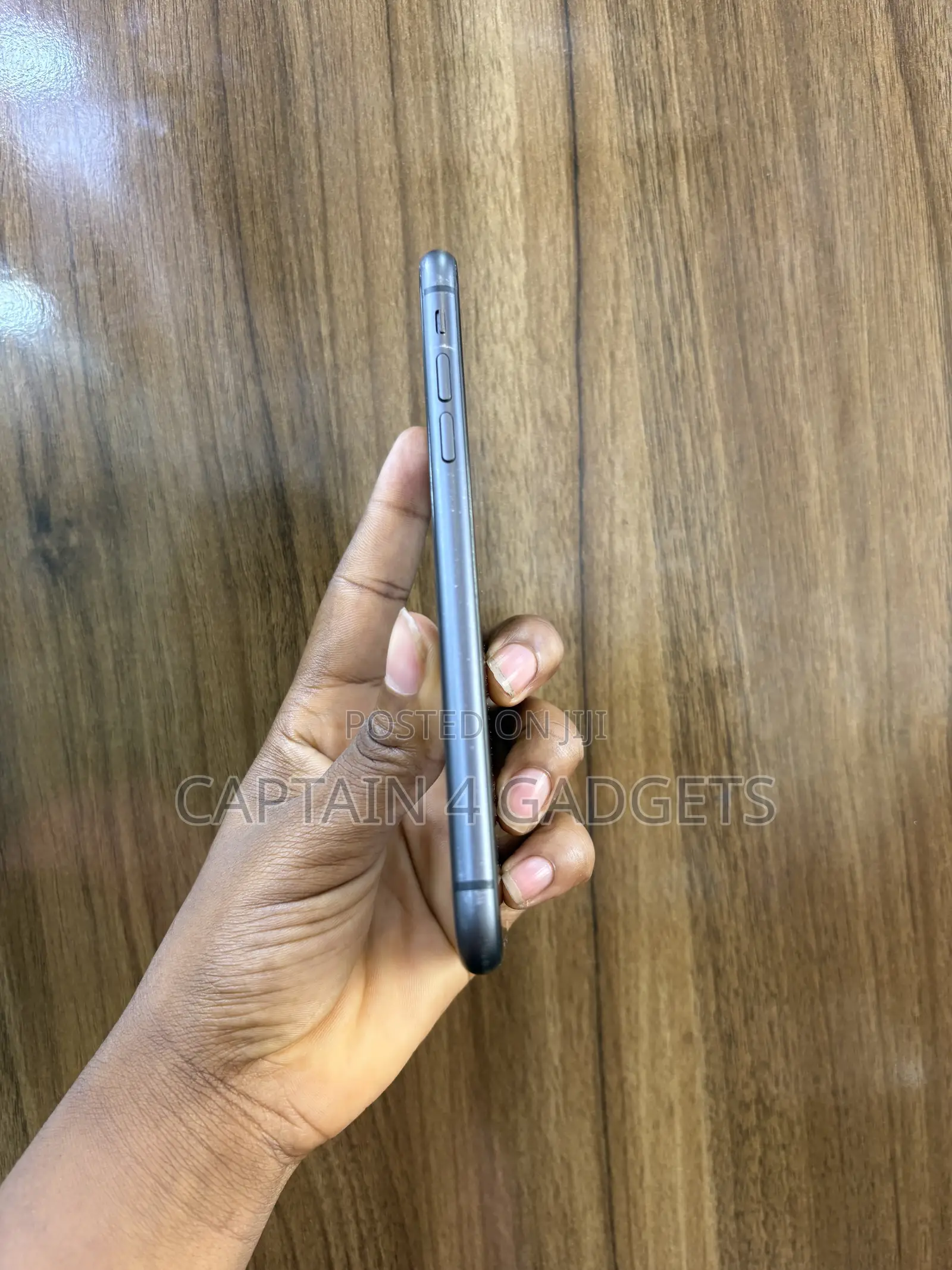 Apple iPhone 11 64 GB