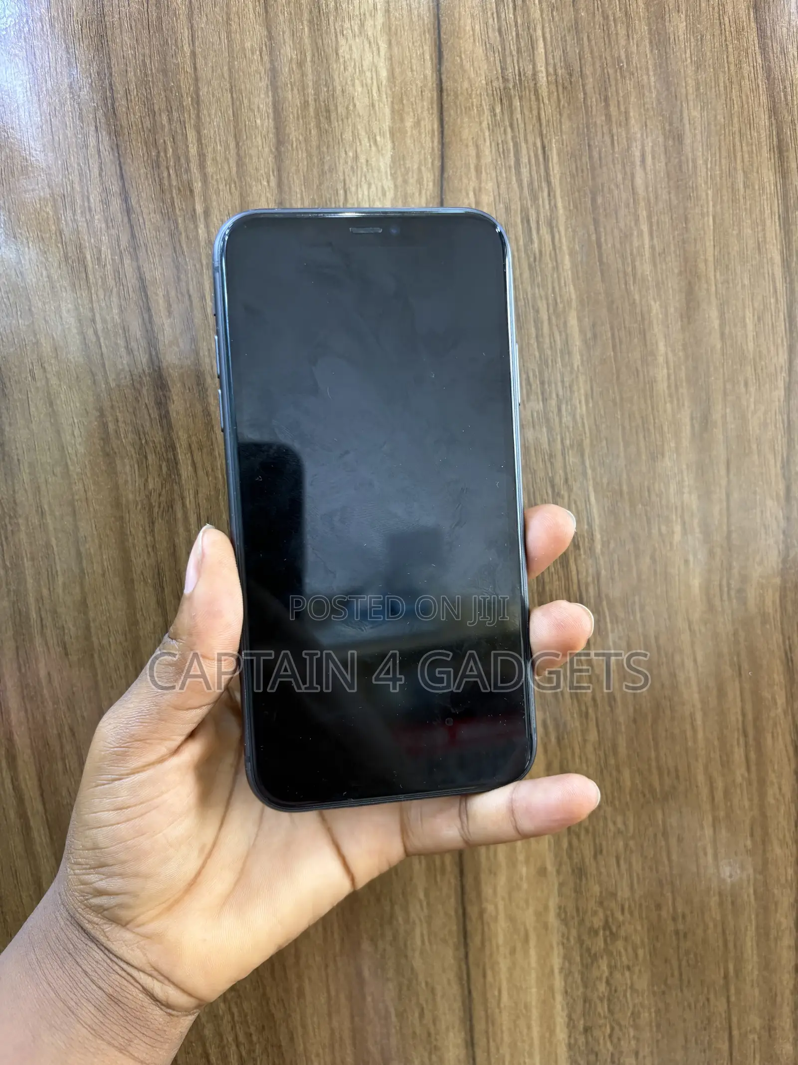 Apple iPhone 11 64 GB