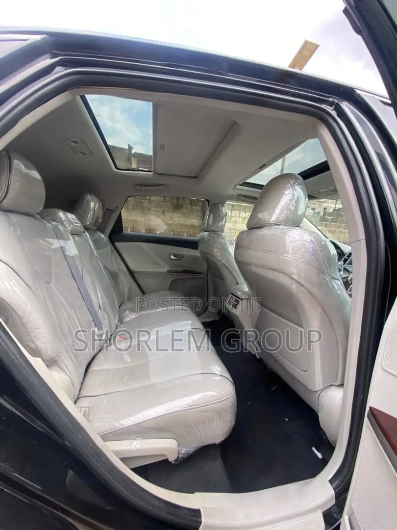 Toyota Venza 2010 Black