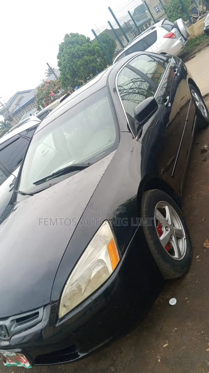 Honda Accord 2004 Black